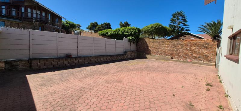 4 Bedroom Property for Sale in Dana Bay Western Cape